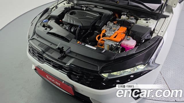 Kia K5 гибрид 3세대 Signature, 2022 6