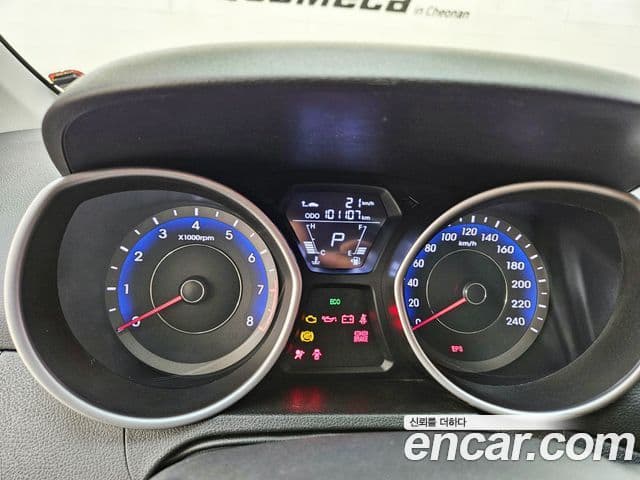 Hyundai Avante MD Luxury, 2012 8