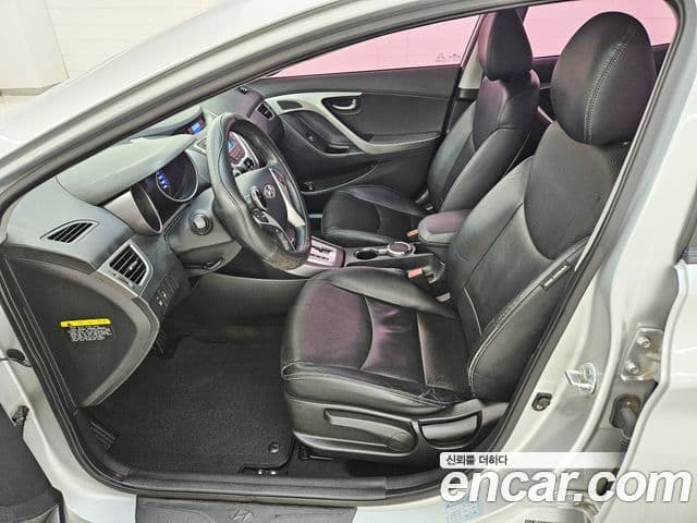 Hyundai Avante MD Luxury, 2012 10