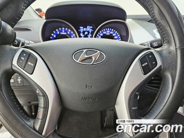 Hyundai Avante MD Luxury, 2012 16