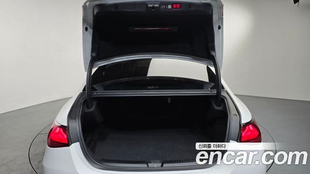 Mercedes-Benz E-класс W214 AMG Line, 2024 20