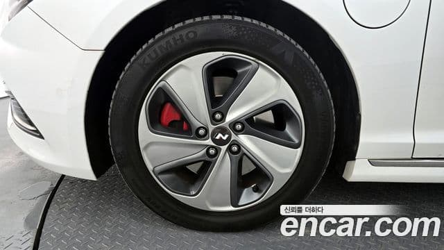 Hyundai LF Sonata гибрид Premium, 2016 все фото