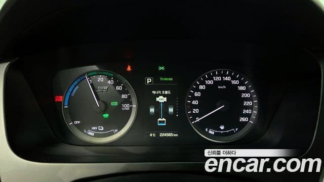 Hyundai LF Sonata гибрид Premium, 2016 8