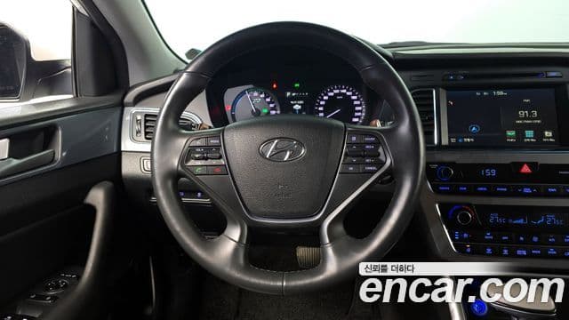 Hyundai LF Sonata гибрид Premium, 2016 13