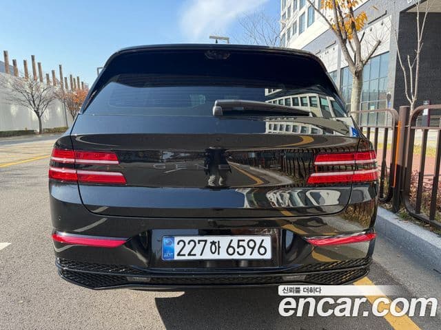 Genesis GV80 чёрный, 2025 4