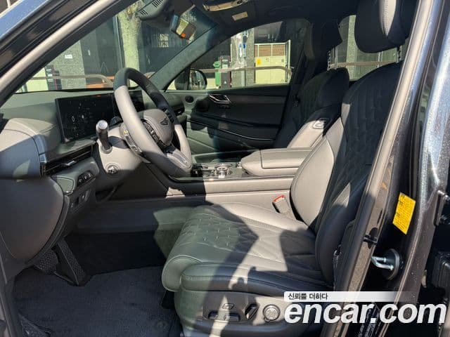 Genesis GV80 чёрный, 2025 8