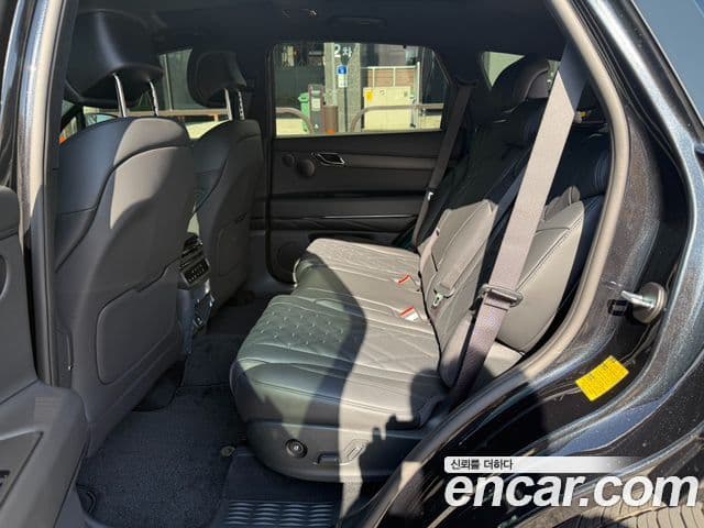 Genesis GV80 чёрный, 2025 9