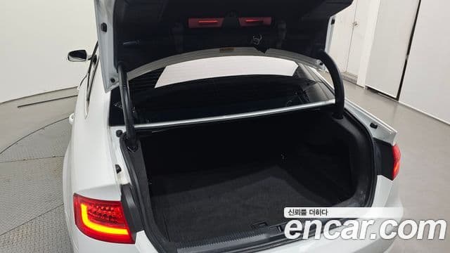 Audi New A4 B8, 2015 20