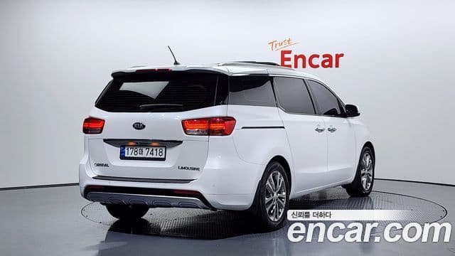 Kia All New Carnival VIP, 2016 2