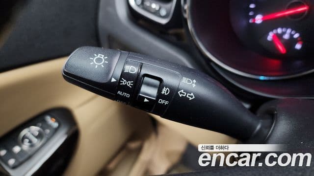 Kia All New Carnival VIP, 2016 17