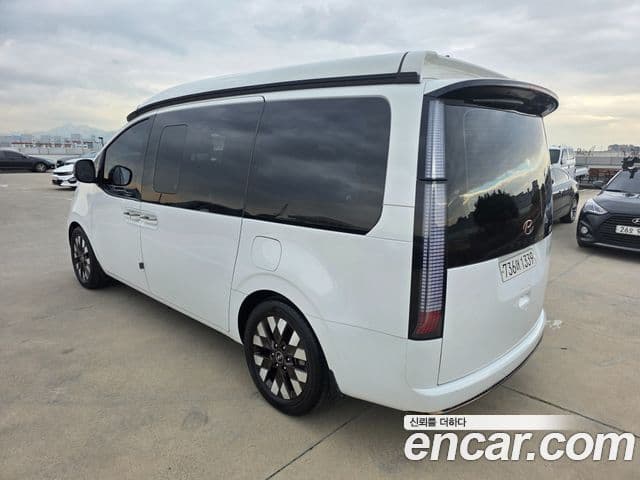 Hyundai Staria Prestige Camper 11인승, 2023 3