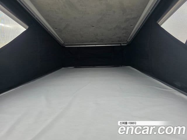 Hyundai Staria Prestige Camper 11인승, 2023 8