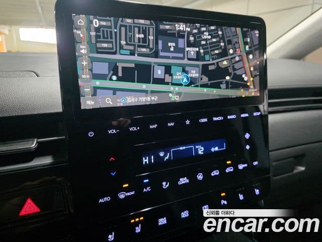 Hyundai Staria Prestige Camper 11인승, 2023 13