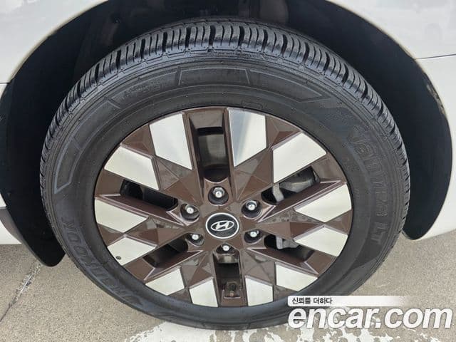 Hyundai Staria Prestige Camper 11인승, 2023 20