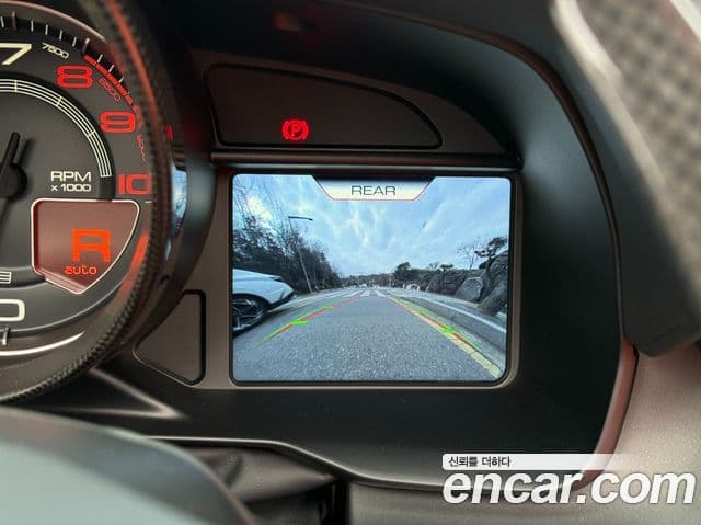 Ferrari F8 스파이더 3.9 V8, 2021 15