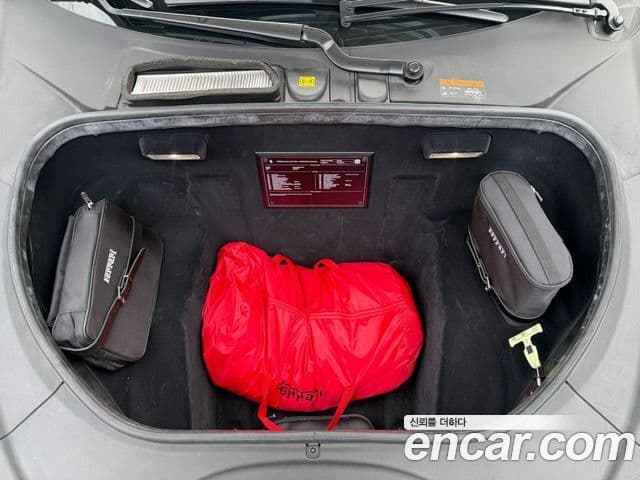 Ferrari F8 스파이더 3.9 V8, 2021 20