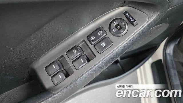 Kia K3 Luxury, 2015 12