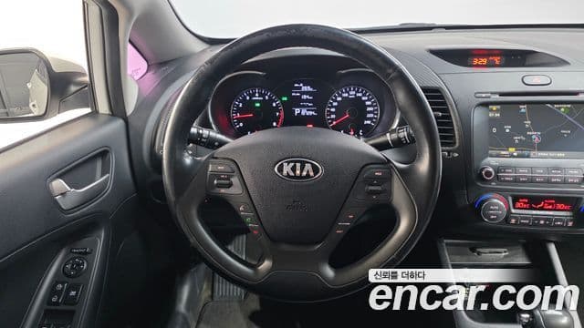 Kia K3 Luxury, 2015 14