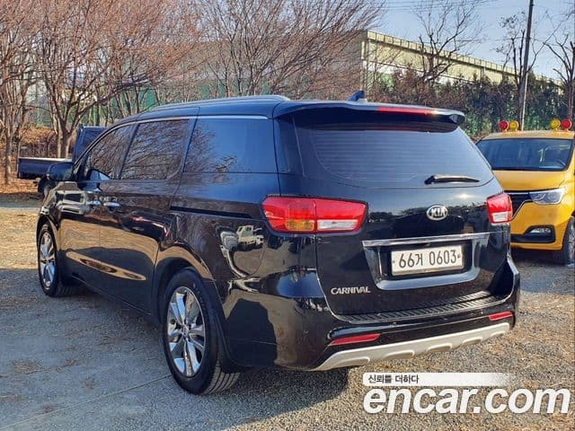 Kia All New Carnival Noblesse, 2016 8