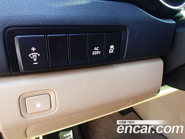 Kia All New Carnival Noblesse, 2016 12