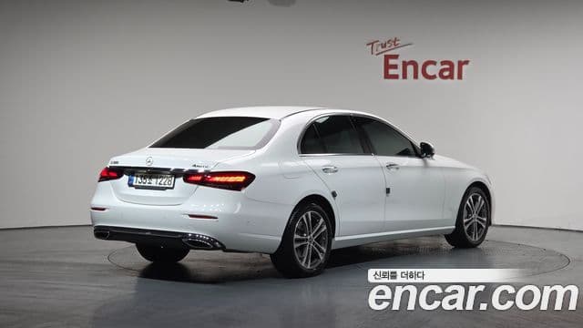 Mercedes-Benz E-класс W213 Avantgarde, 2022 2