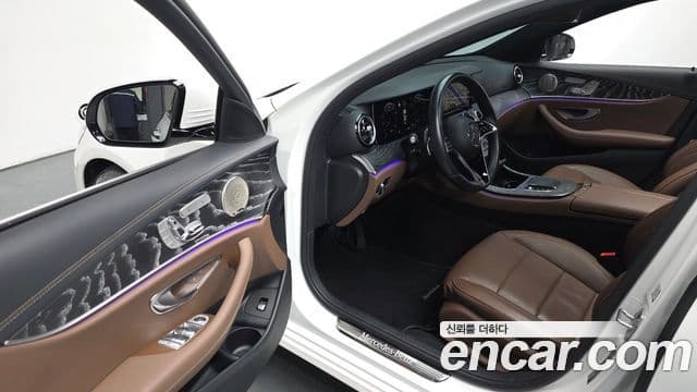 Mercedes-Benz E-класс W213 Avantgarde, 2022 11