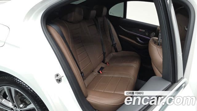 Mercedes-Benz E-класс W213 Avantgarde, 2022 12