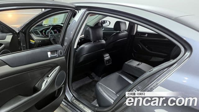 Kia K7 гибрид Luxury, 2016 11