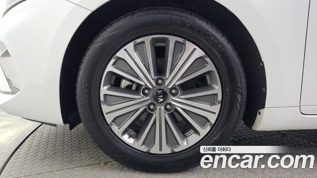 Kia K7 Premier гибрид Signature, 2020 все фото