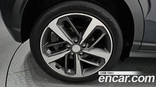 Hyundai Kona Modern Art, 2018 все фото