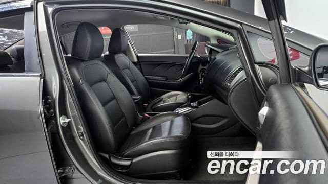 Kia K3 Luxury, 2013 10