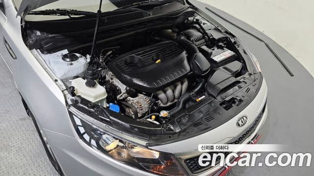 Kia K5 LPI Deluxe, 2013 6