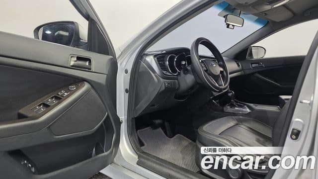 Kia K5 LPI Deluxe, 2013 11