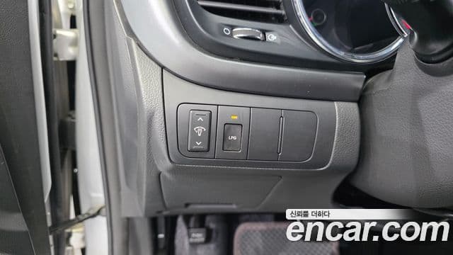 Kia K5 LPI Deluxe, 2013 13