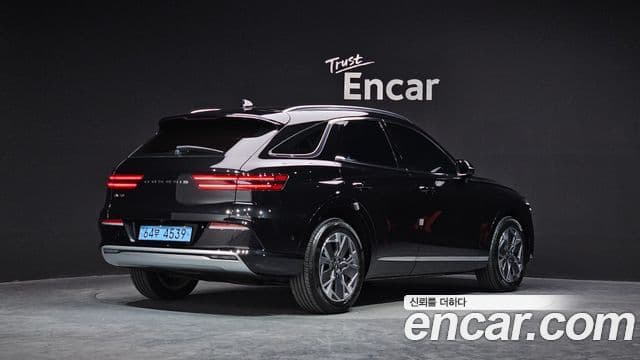 Genesis electrified GV70 e-AWD, 2022 2