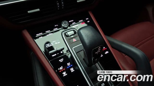 Porsche Cayenne (PO536) 3.0 купе, 2021 9