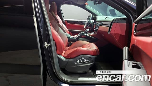 Porsche Cayenne (PO536) 3.0 купе, 2021 10