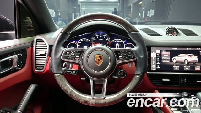 Porsche Cayenne (PO536) 3.0 купе, 2021 13