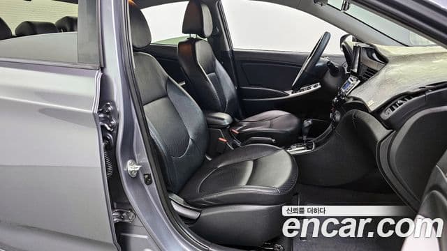 Hyundai Accent(новый кузов / новое поколение) Modern, 2014 10