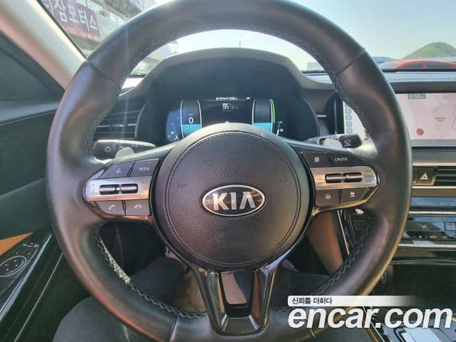 Kia K7 Premier гибрид Noblesse, 2020 11