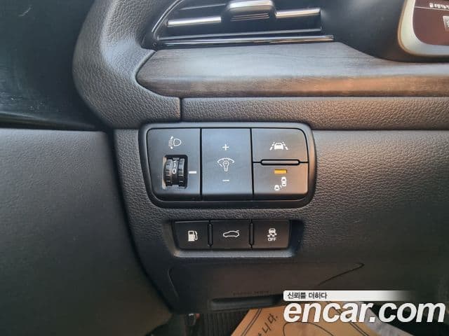 Kia K7 Premier гибрид Noblesse, 2020 15