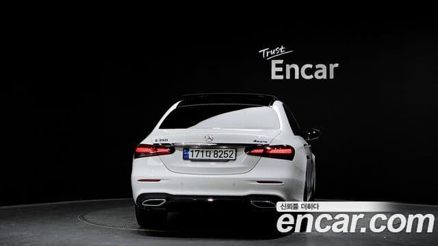 Mercedes-Benz E-класс W213 AMG Line, 2023 4