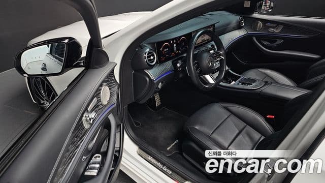 Mercedes-Benz E-класс W213 AMG Line, 2023 11