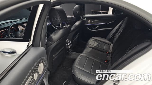 Mercedes-Benz E-класс W213 AMG Line, 2023 12