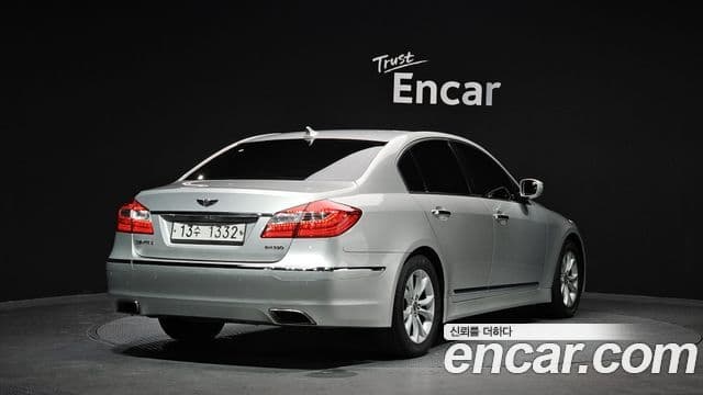 Hyundai Genesis Special, 2013 2