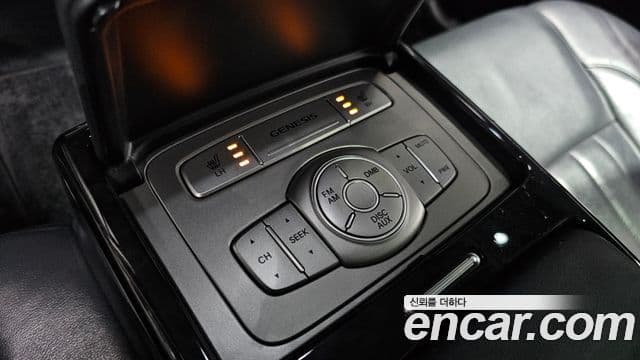 Hyundai Genesis Special, 2013 18