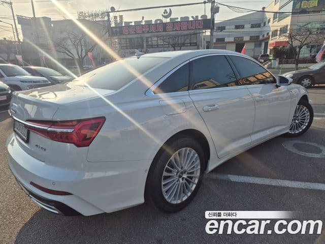 Audi A6 (C8) Premium, 2020 4