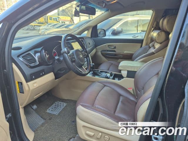 Kia All New Carnival Prestige, 2016 8
