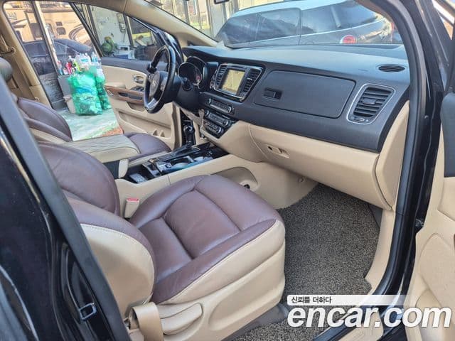 Kia All New Carnival Prestige, 2016 17