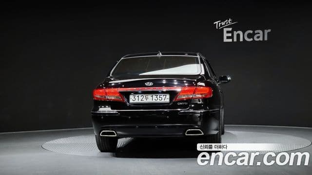 Hyundai The / новый Luxury Grandeur LPI Q270 Standard, 2011 4